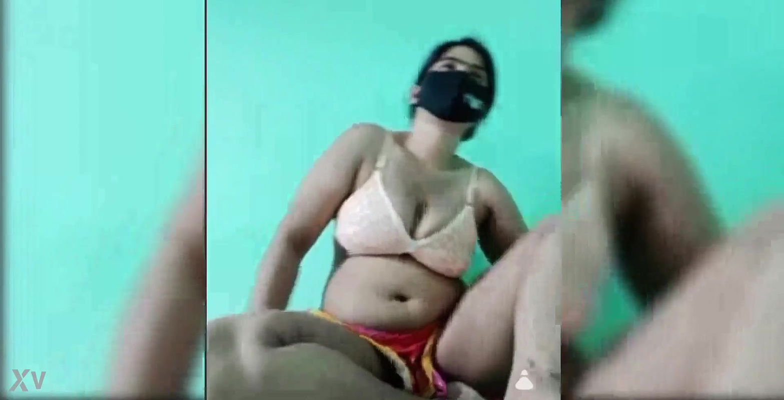 Desi big boobs bhabi on cam