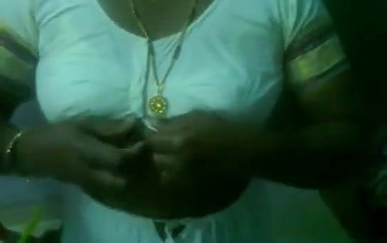 Desi village aunty big boobs 2