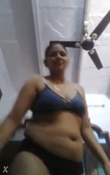 Big navel sexy bhabi