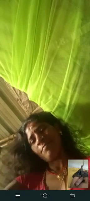 Mature bhabhi showing to lover