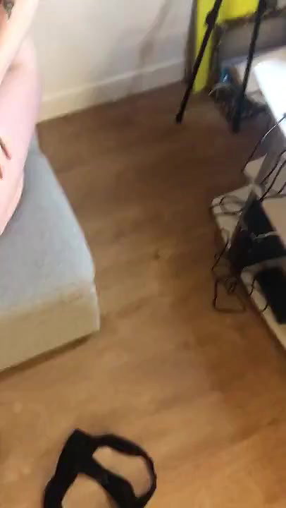 Teen with Nice Ass Trying to Deepthroat BBC4