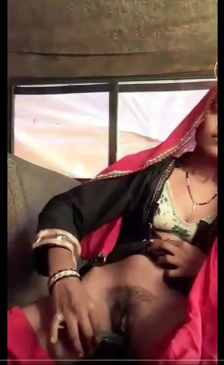 Desi Village Bhabi Inserting Screwdriver in Pussy Hard