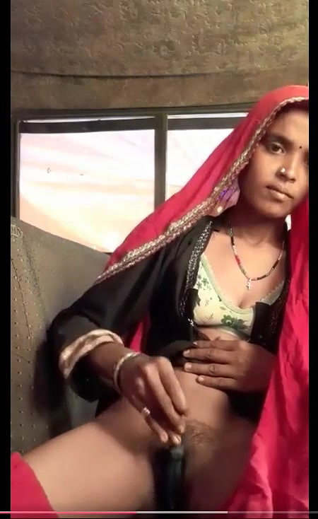 Desi Village Bhabi Inserting Screwdriver in Pussy Hard