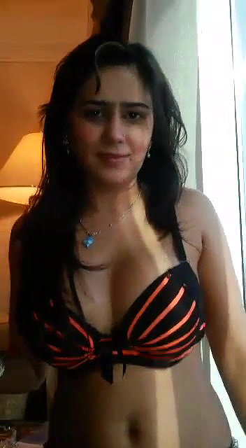 Paid Beautiful randis in hotel