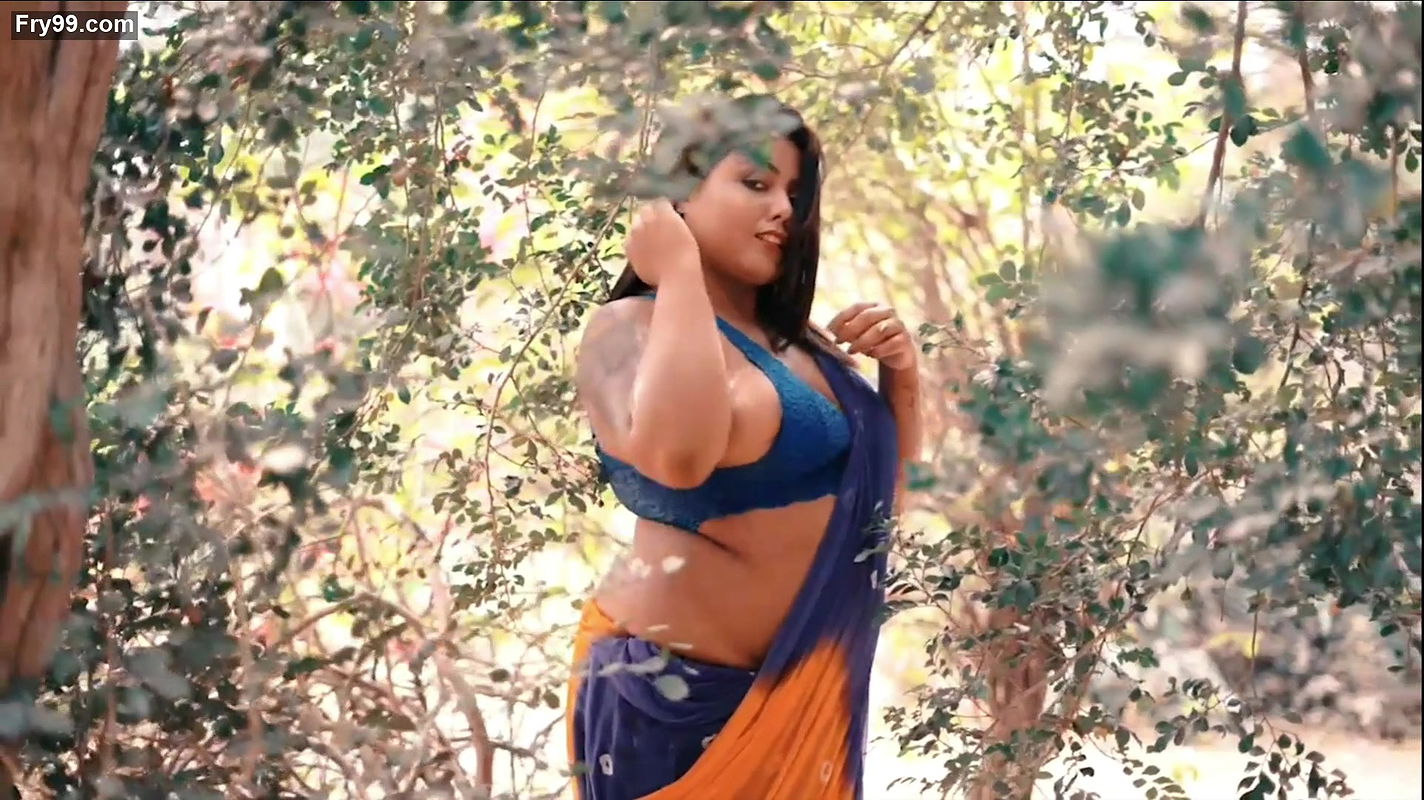 Big boobs model indrani photoshoot video – 1