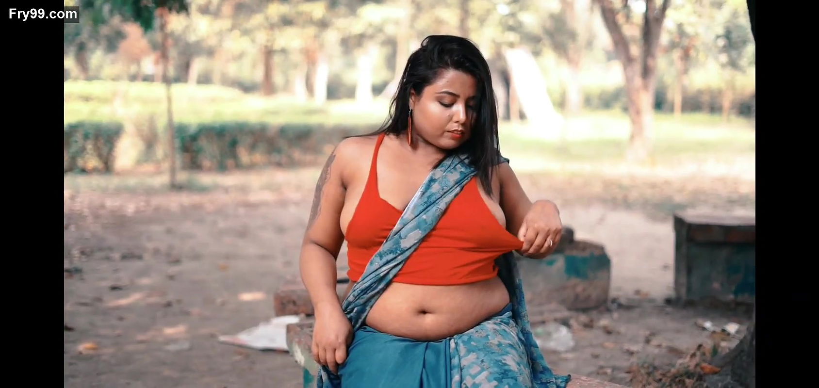 Big boobs model indrani photoshoot video – 3