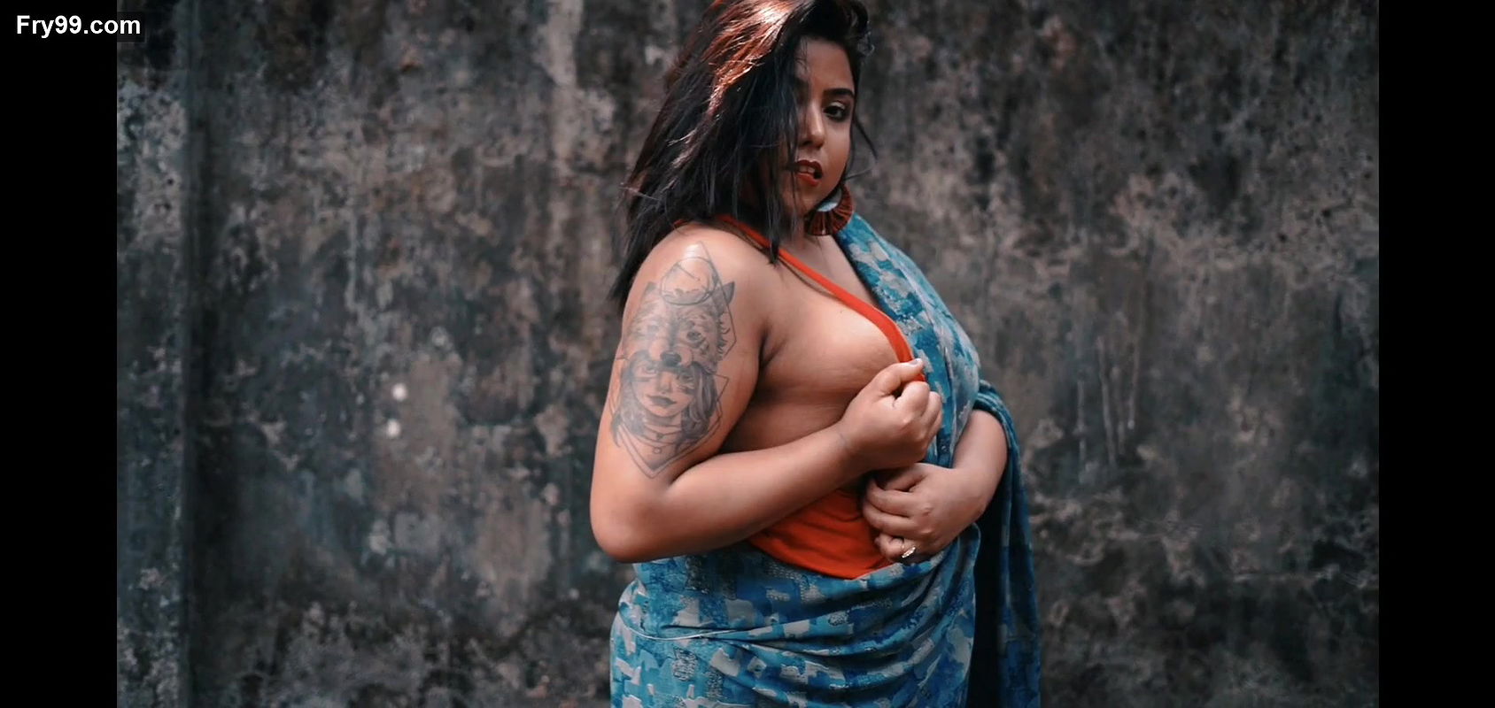 Big boobs model indrani photoshoot video – 3
