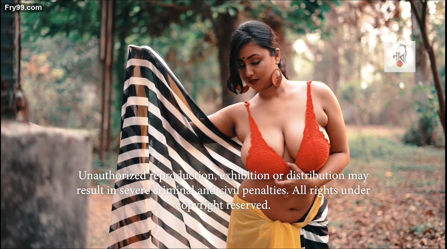 Big boobs model Moni photoshoot video – 3