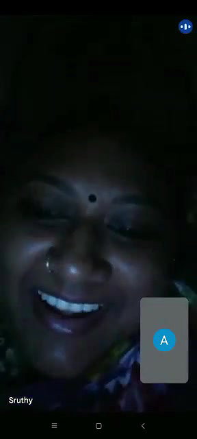 Bhabhi Shows Her Boobs