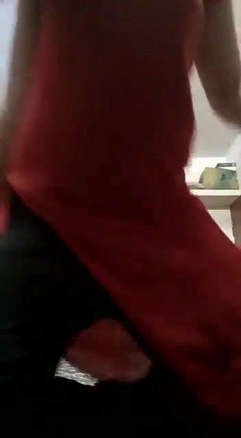 Horny Desi Girl Showing
