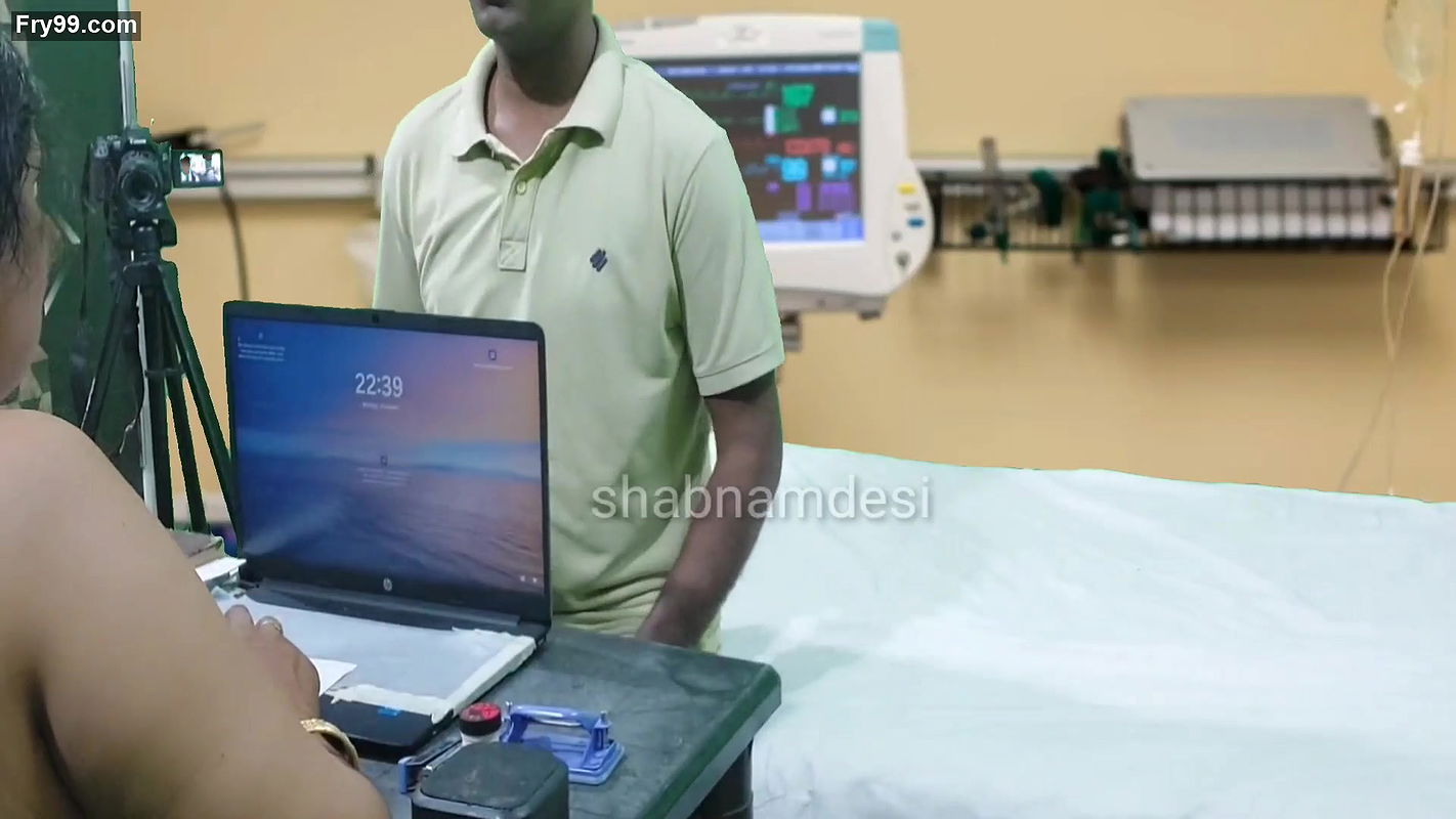 Erectile Dysfunction indian man seduce by indian hot lady doctor and fuck while he wants to get treatment XXX porn In hi