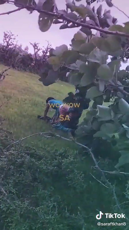 Desi couple fucking outdoor