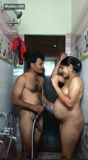 Pregu bhabi fucking with old father in lw