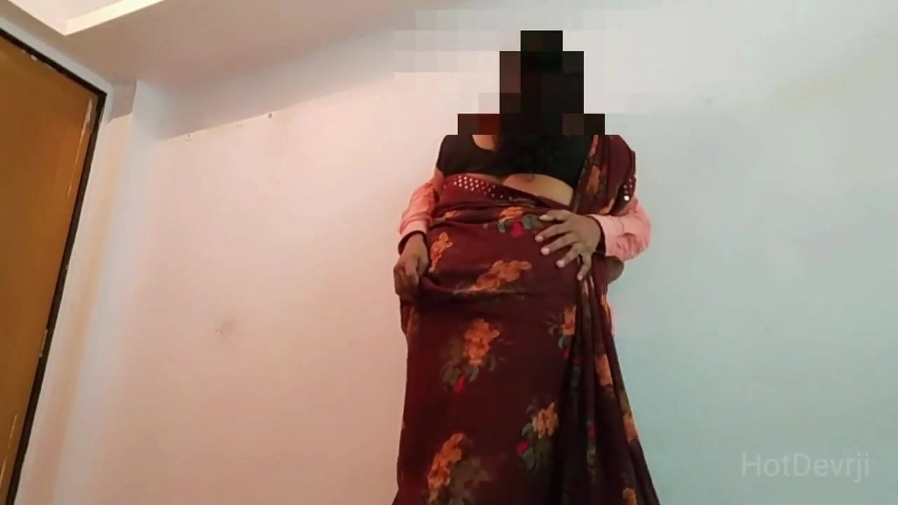 Desi fatty aunty fucking with son best friend