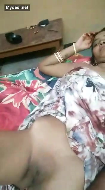 Desi village wife fucking with father in lw