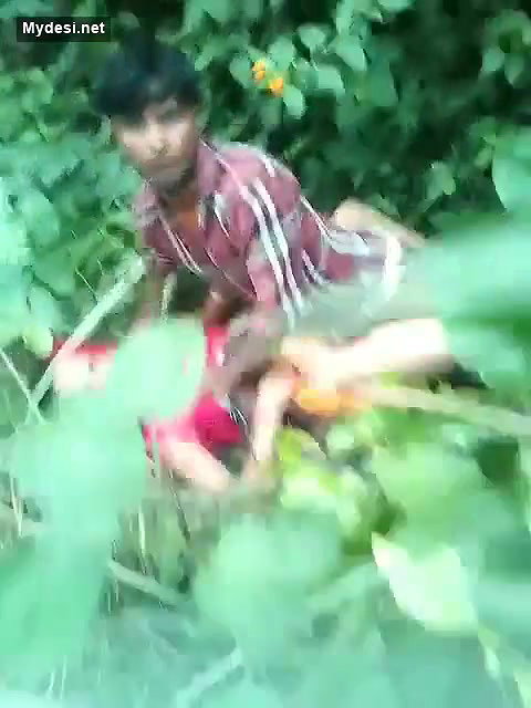 Lovers caught While Having Sex