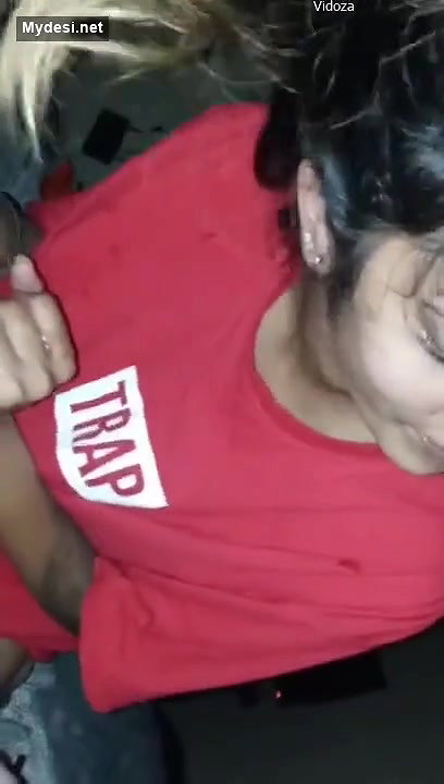 Desi sexy bhabi suck her bf dick