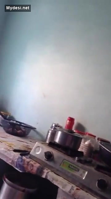 Desi village aunty show her boobs