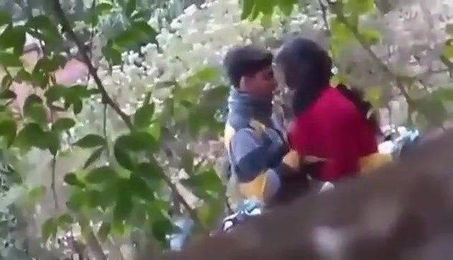 Lovers Outdoor Romance Caught on cam