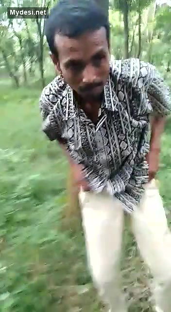 Desi village bhabi caught outdoor with father in lw