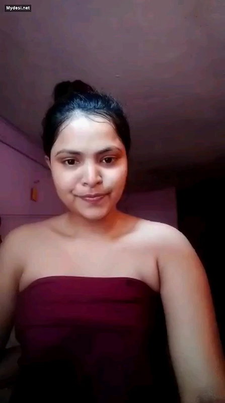 Very cute gf nude