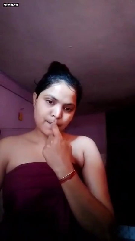 Very cute gf nude