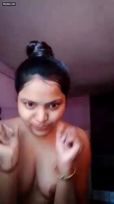 Very cute gf nude