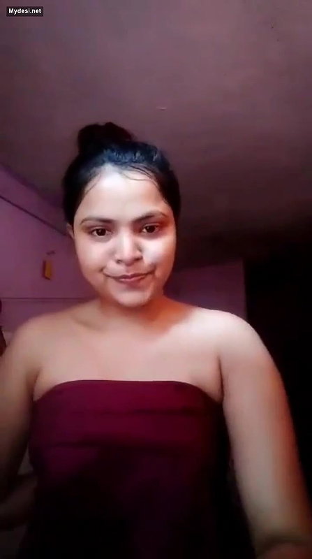 Very cute gf nude