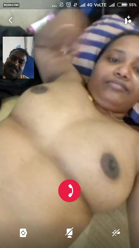 Married Bhabi Showing On VideoCall