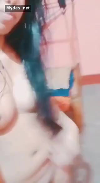 Beautiful Bengali Slim Girl Showing Her Shaved Pussy