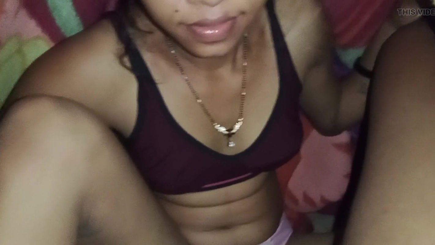 Boyfriend’s land is to wear a condom and kiss it