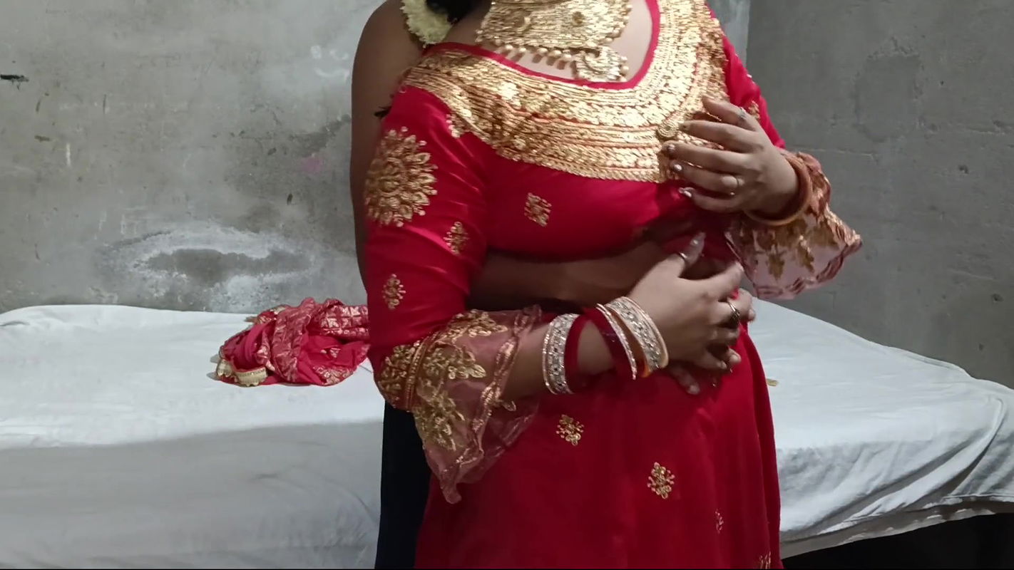 Most trending viral mms video of first night sex shooted by newly married