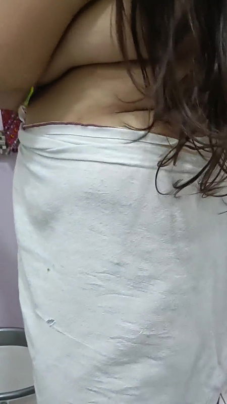 Desi NCR bhabhiji want creampie on her face