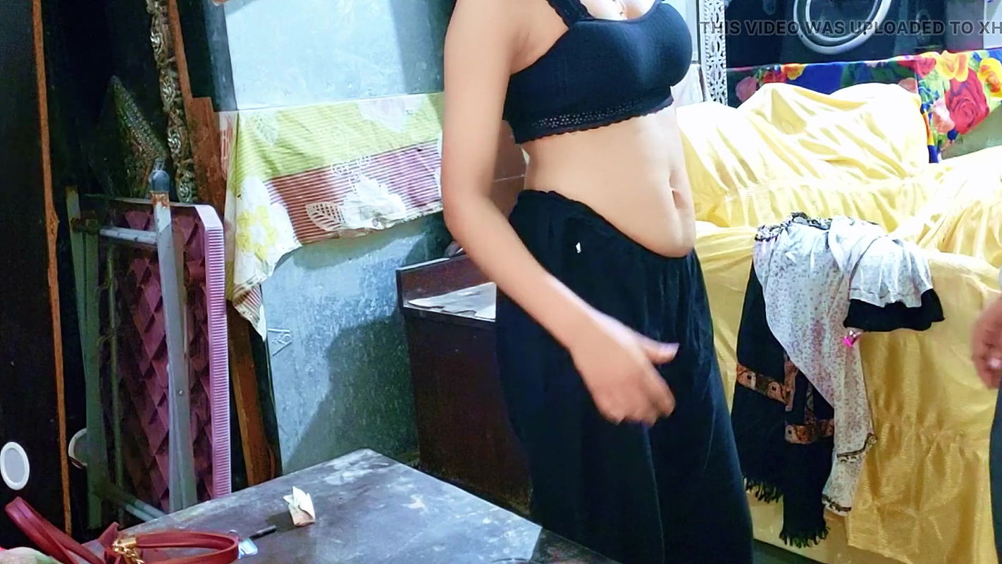 freind anal sex I find my sexy in her room and we fuck very well