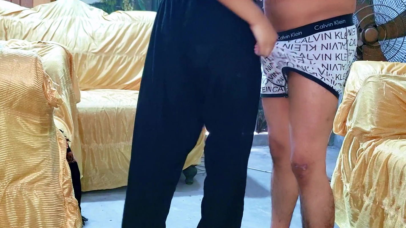 freind anal sex I find my sexy in her room and we fuck very well