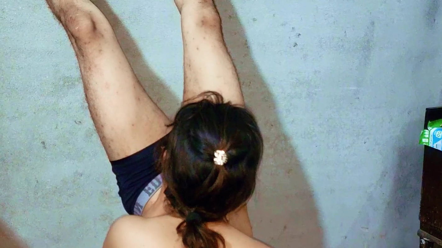 During Exercise Gir Freind to Sex Men Exited Sex in Mouth