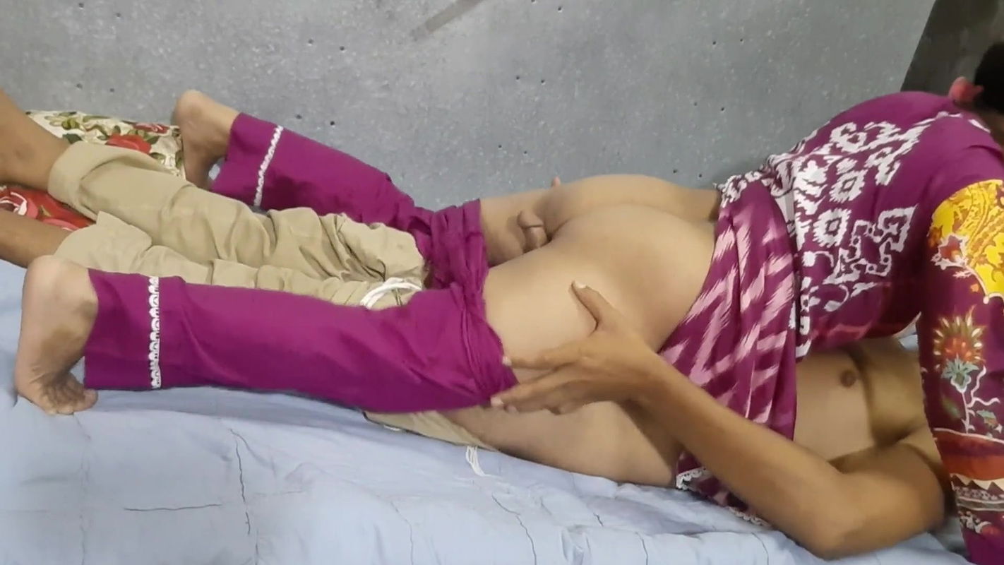 Steprother accidentally gets a chance to fuck stepsister hardcore, desi indian