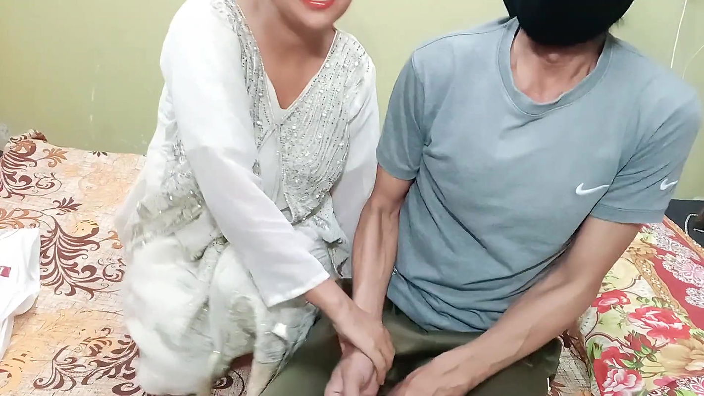 Indian Desi Tharki ny Pizza Boy ka Lund Mu mai Dal Liya Hindi Audio Xxxxx Desi Sex