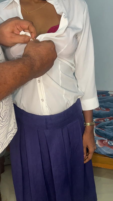 Desi Indian virgin schoolgirl first time anal