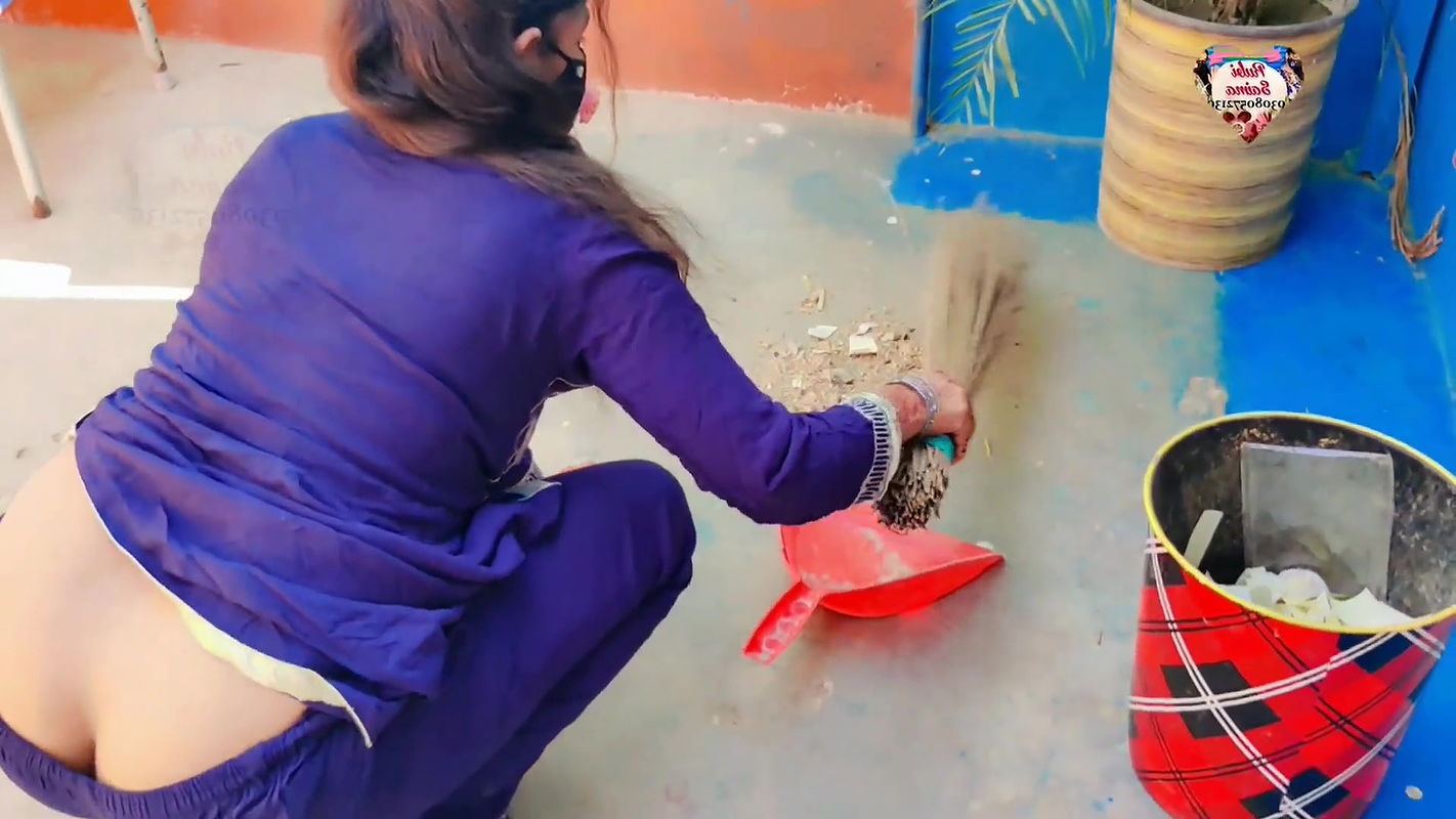 House Wife Floor Cleaning and Beautiful Show