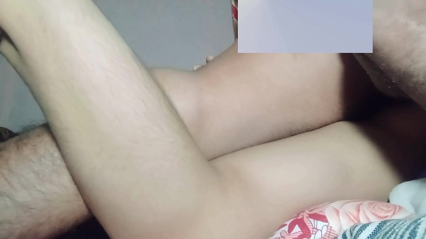 Pakistani girl first time sexy hotel Room Viral Video