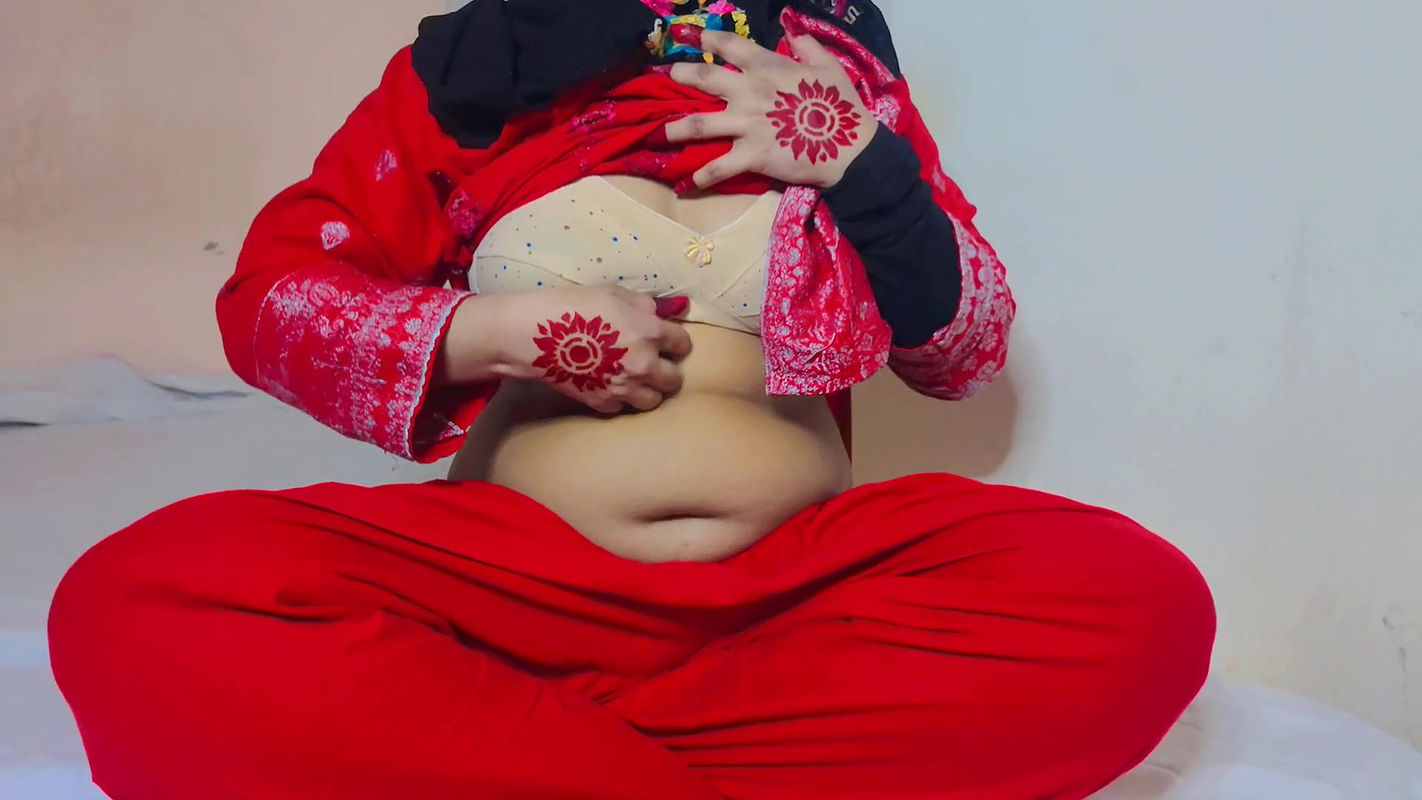Pakistani Beautiful Student Handjob-Clear Hindi Audio