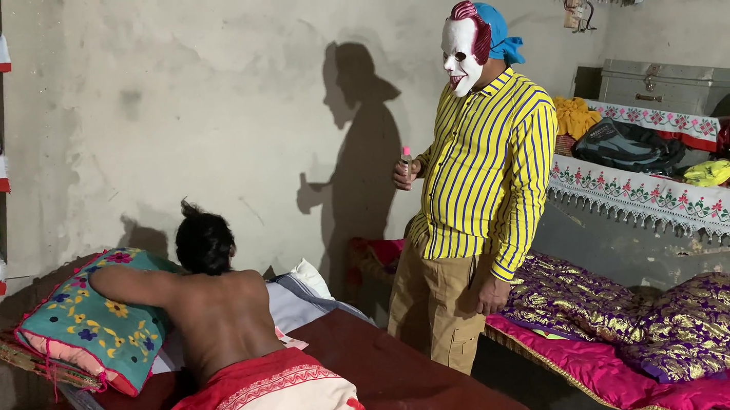 Pakistani Masaage karte huwe Choda