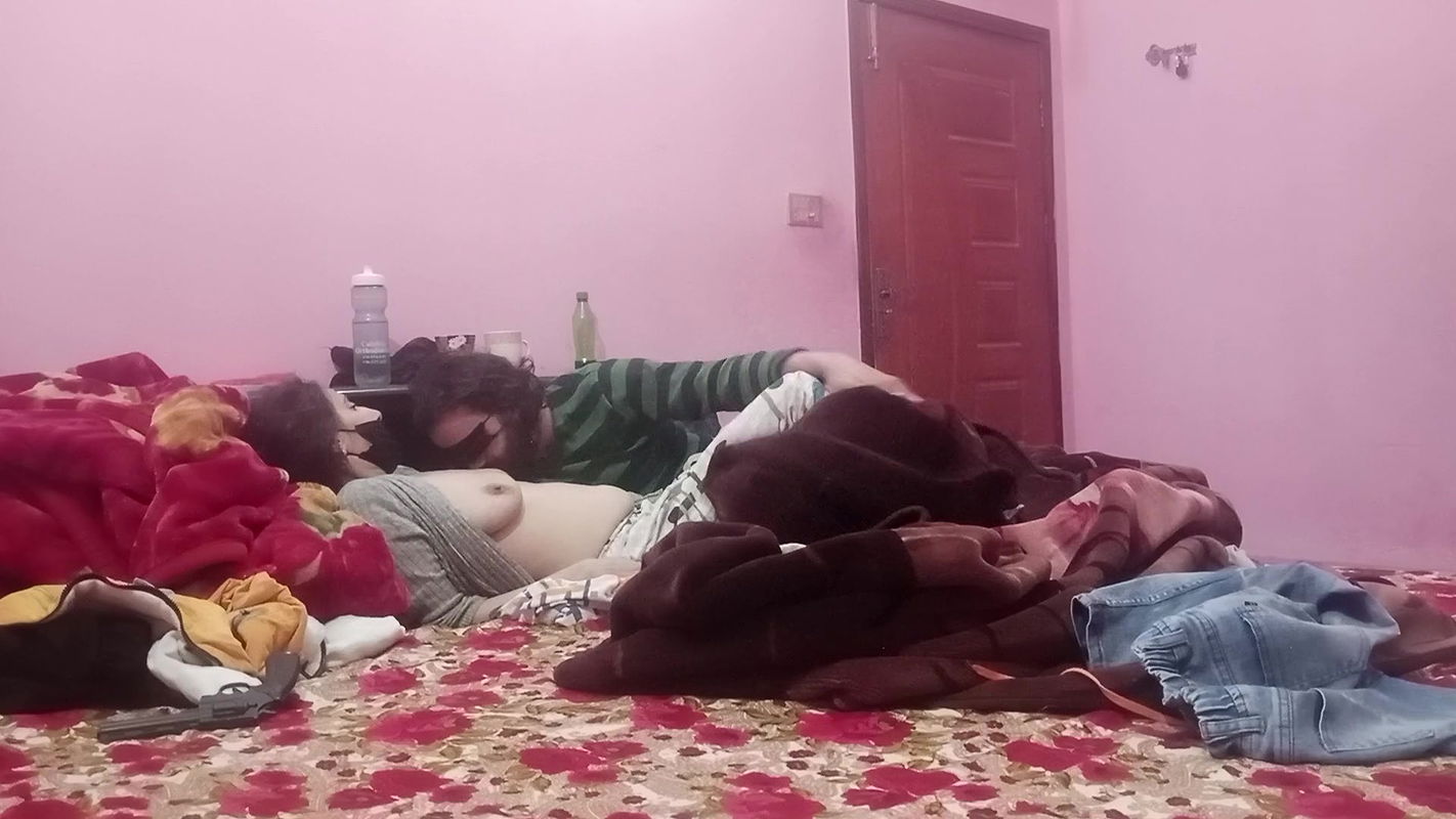 Dasi stepsister sex with stepbrother on home bed so hot