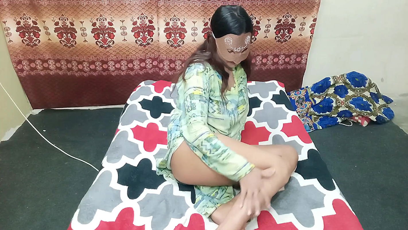 Indian Desi Sexy Bahu ko Masti krty Susar ny Dekh Liya aur Bahu ki Majburi ka Faida uthaya Desi Sex Clear Hindi Audio