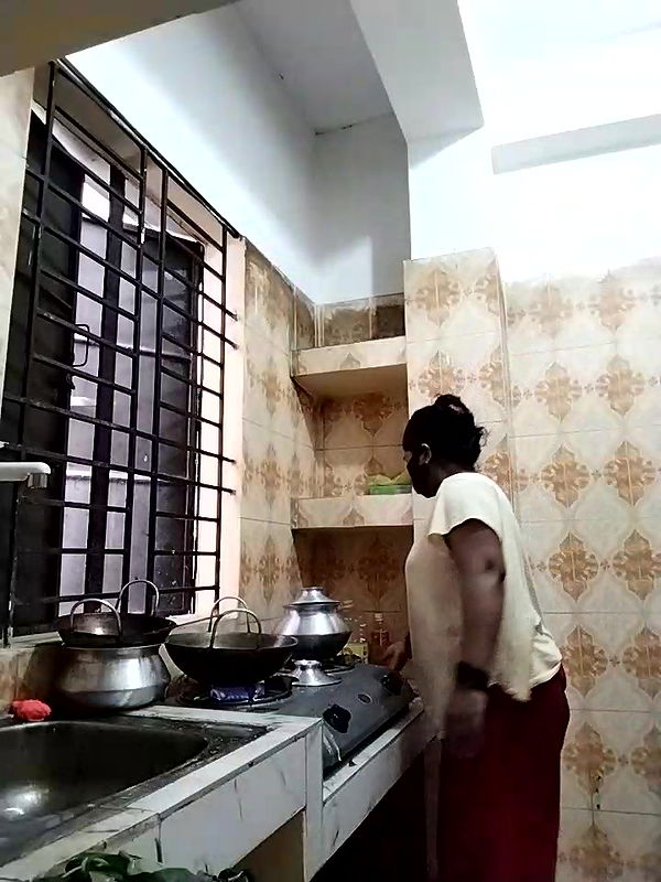 Bristy–Stripchat-2025-07-06T21_54_05-07_00