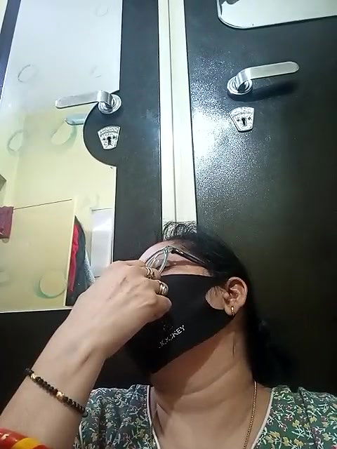 heenage-Stripchat-2025-07-06T21_35_04-07_00