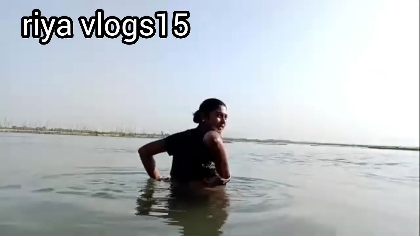Riya vlog youtuber hot bath