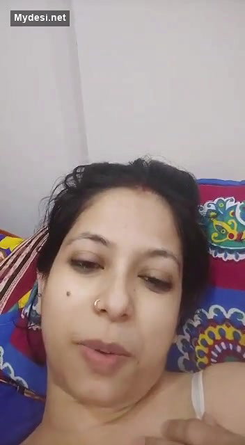 Desi hot mother in lw