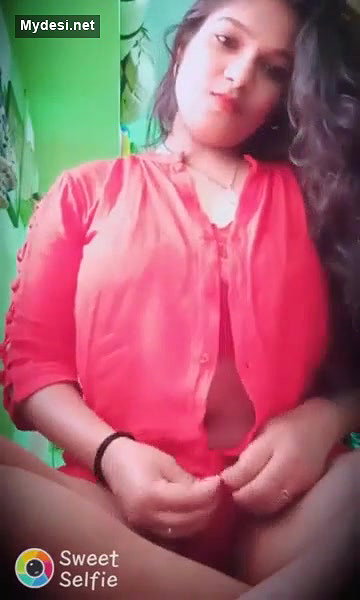 Hotty getting naughty